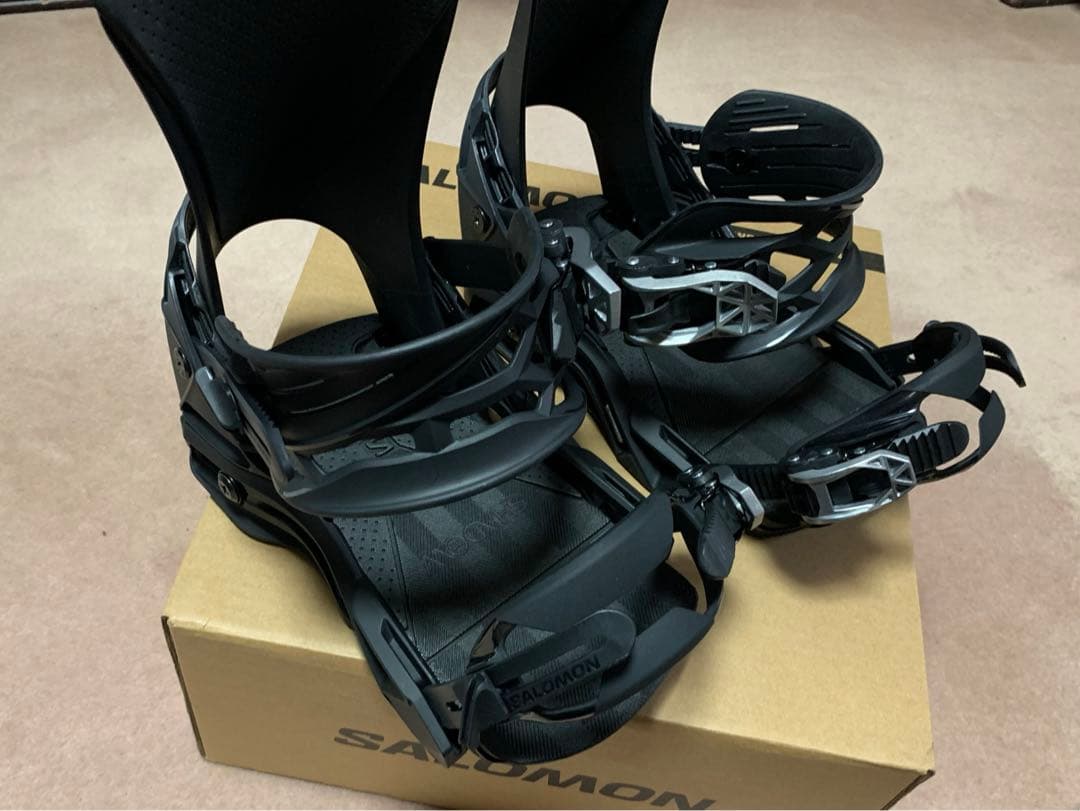 一回のみ試用★美品★サロモン★District☆サイズM☆ Salomon