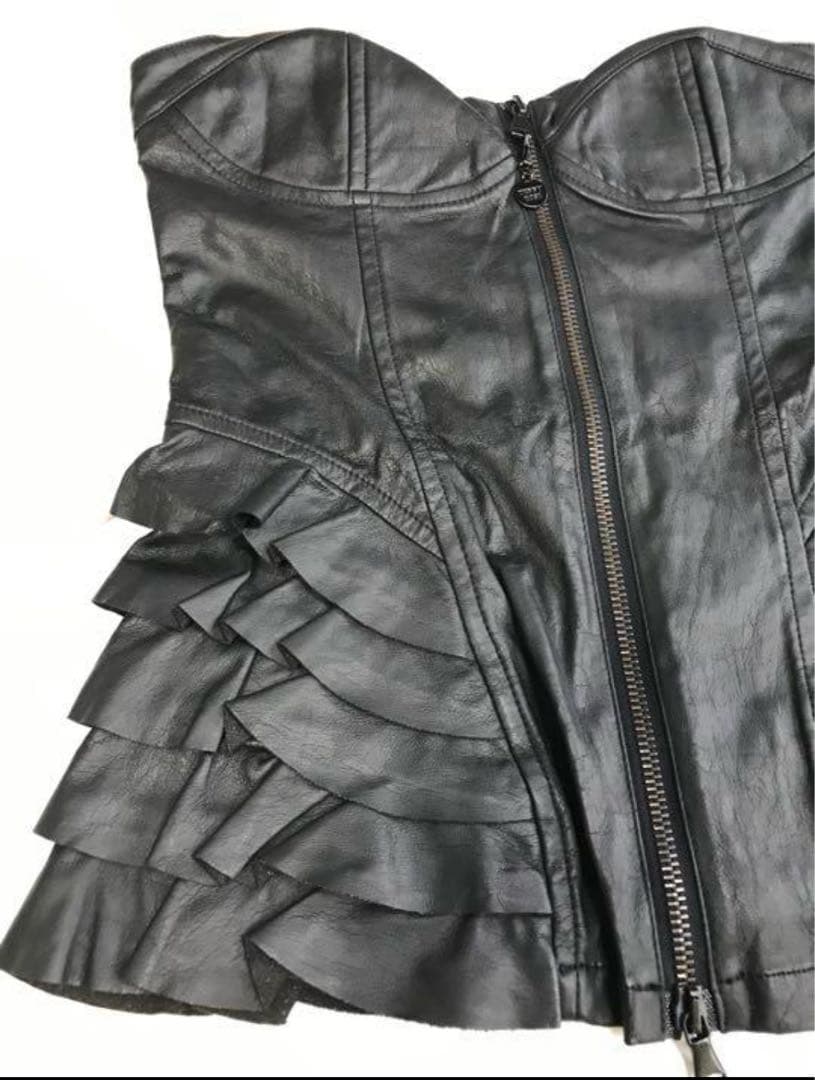 デニーローズ フェイクレザー ビスチェ 黒