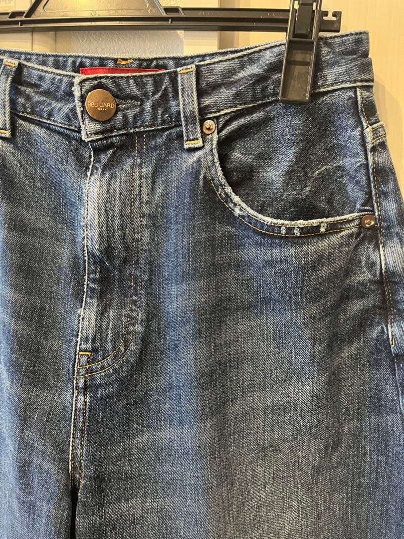 レッドカード　カーブデニム　サイズ25