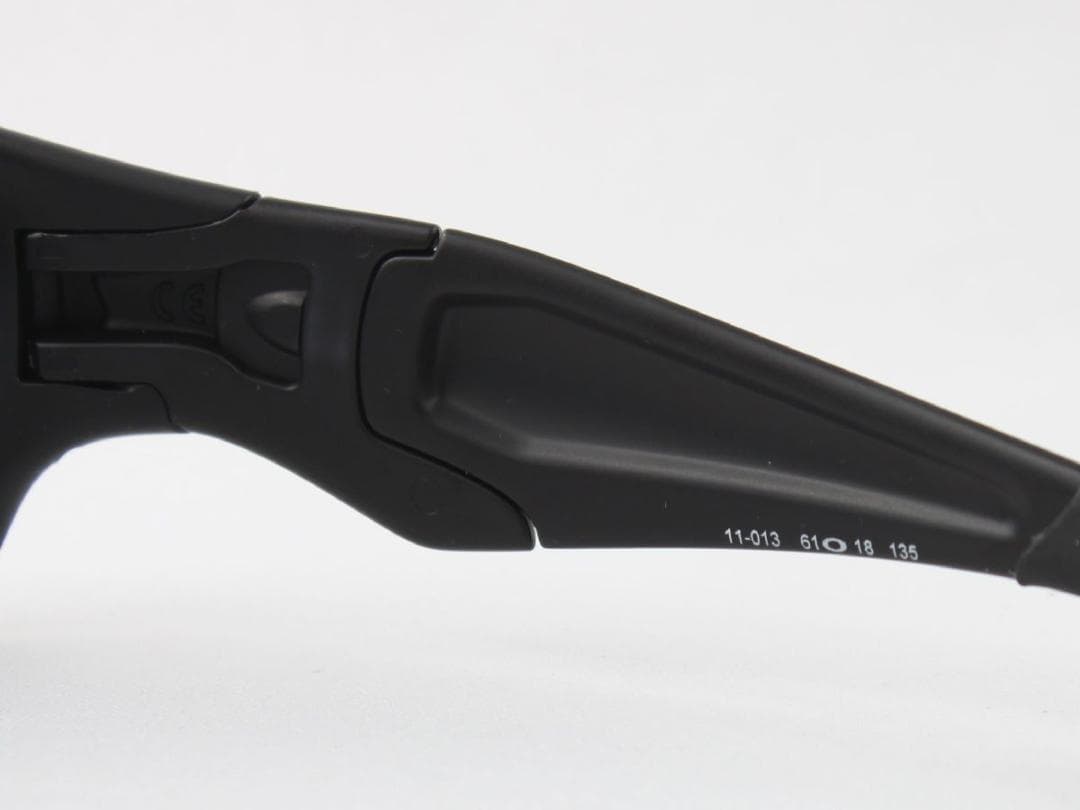 オークリー OO9039-11-013 ストレートジャケット サングラス io