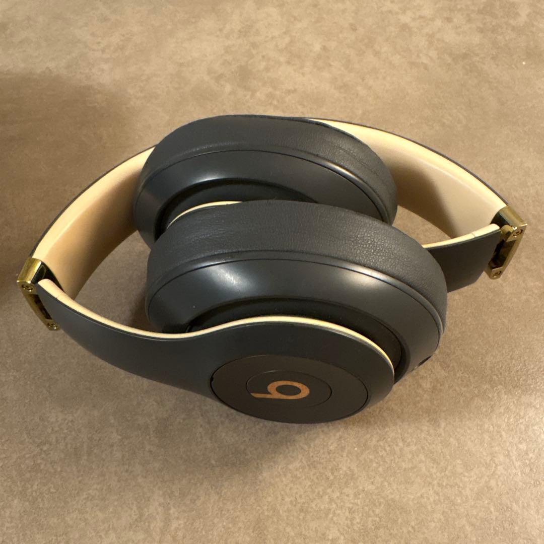 Beats Studio3 Wireless シャドーグレー ケース付き