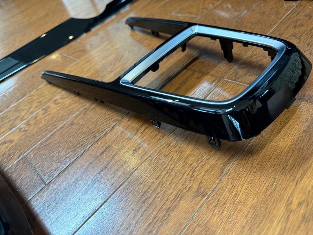 スイスポ ZC33S内装ガーニッシュ4点