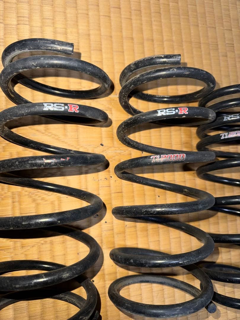 L235S エッセ用 RS-R Ti2000 ダウンサス