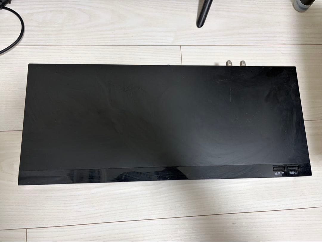 液晶テレビ　Blu-rayレコーダー