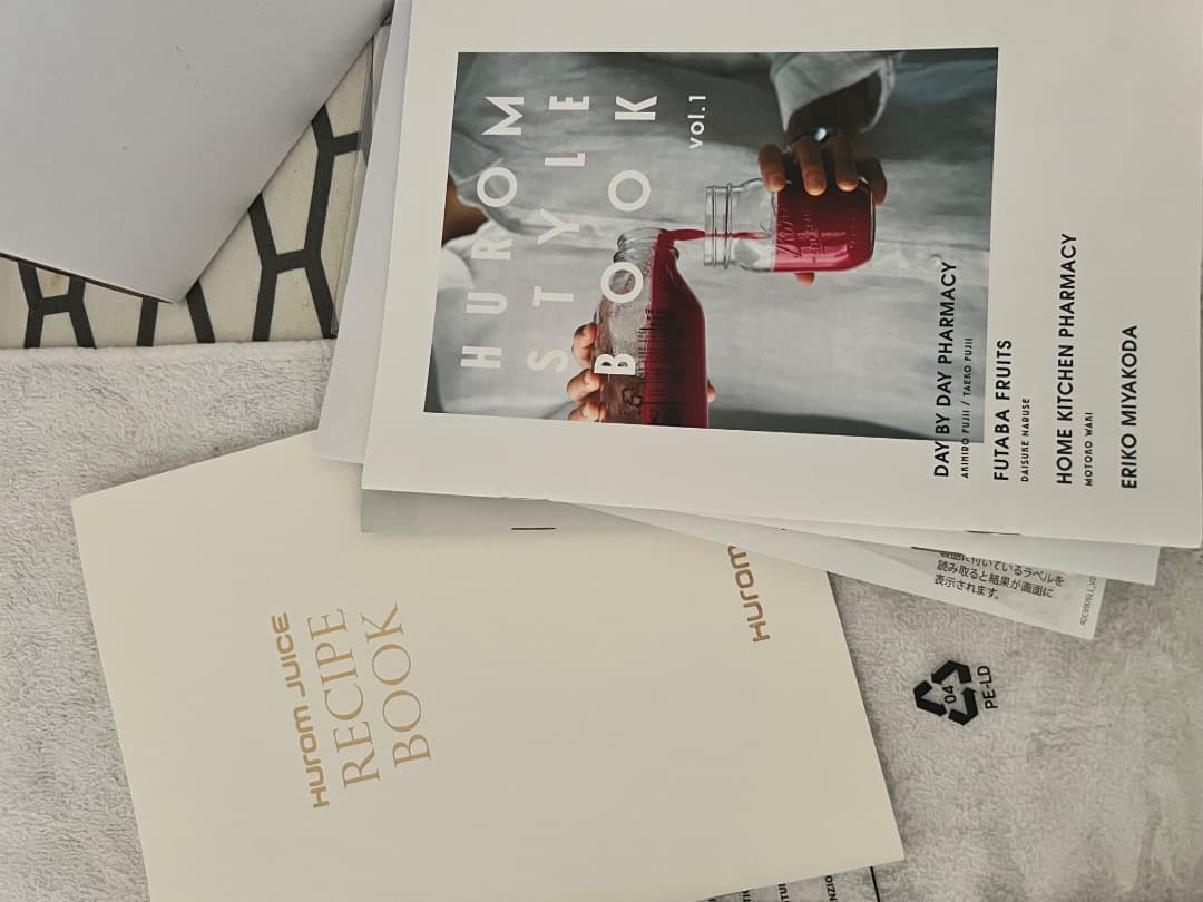 Hurom 低速ジューサー ホワイト