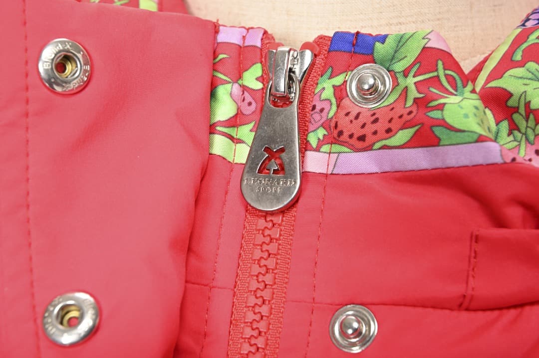 レオナール　フード付き ダウンコート