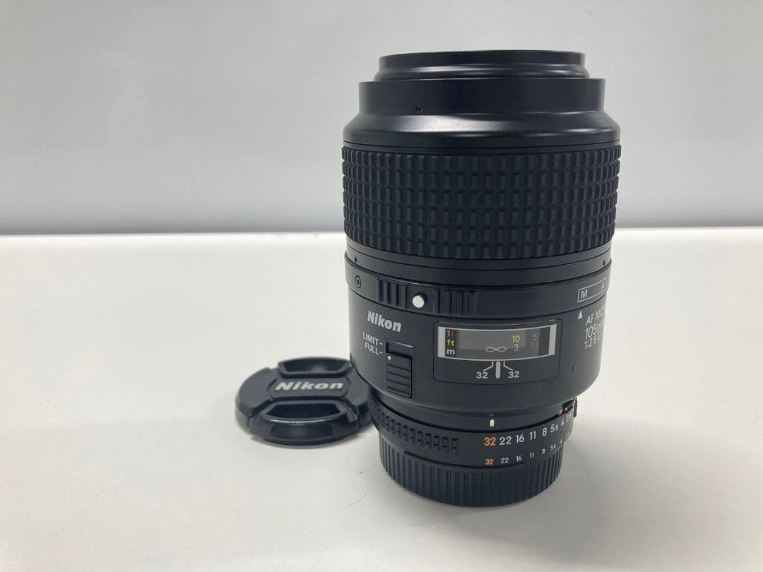 Nikon AF MICRO NIKKOR 105mm 1:2.8 D 単焦点