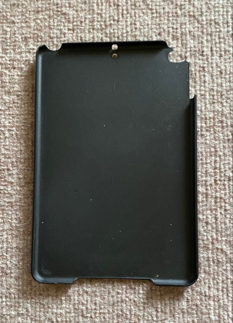 iPad MINI 4 WI-FI 64GB GRシルバー 本体 カバー付き