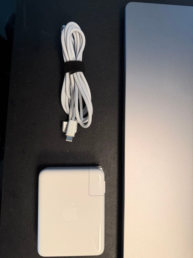 Macbook Pro M1 Pro 16インチ 16GB /1TB SSD