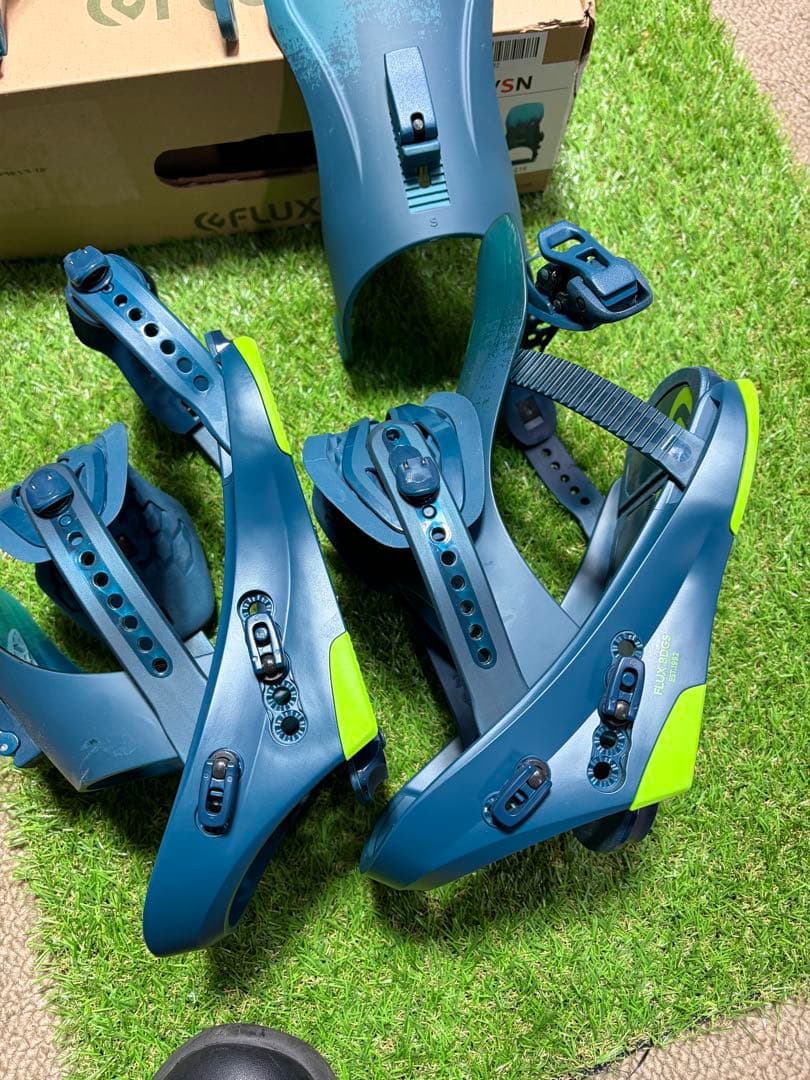 FLUX CV 21-22モデル NAVY Sサイズ