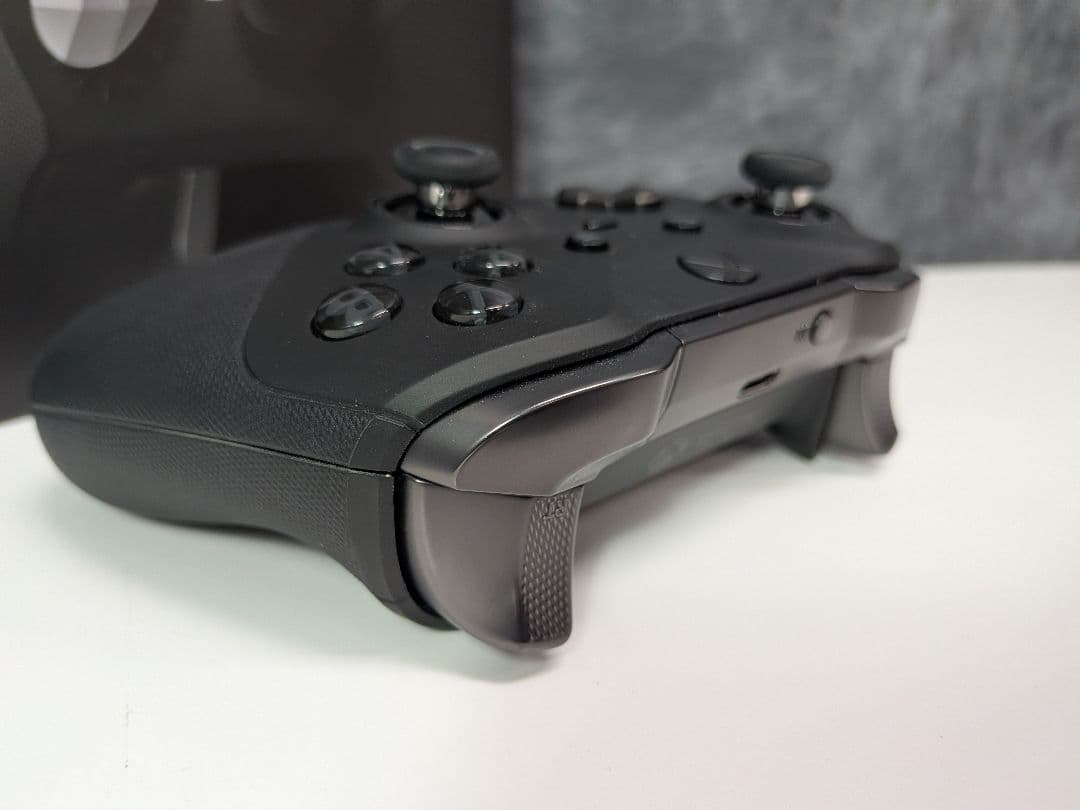 極美品 Xbox Elite ワイヤレスコントローラー Series 2