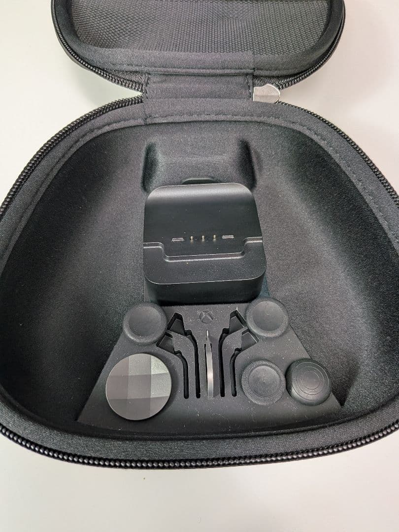 極美品 Xbox Elite ワイヤレスコントローラー Series 2