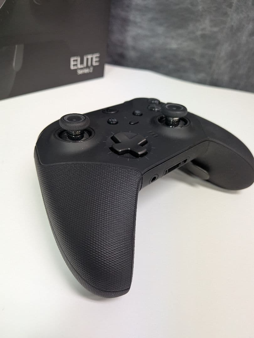 極美品 Xbox Elite ワイヤレスコントローラー Series 2