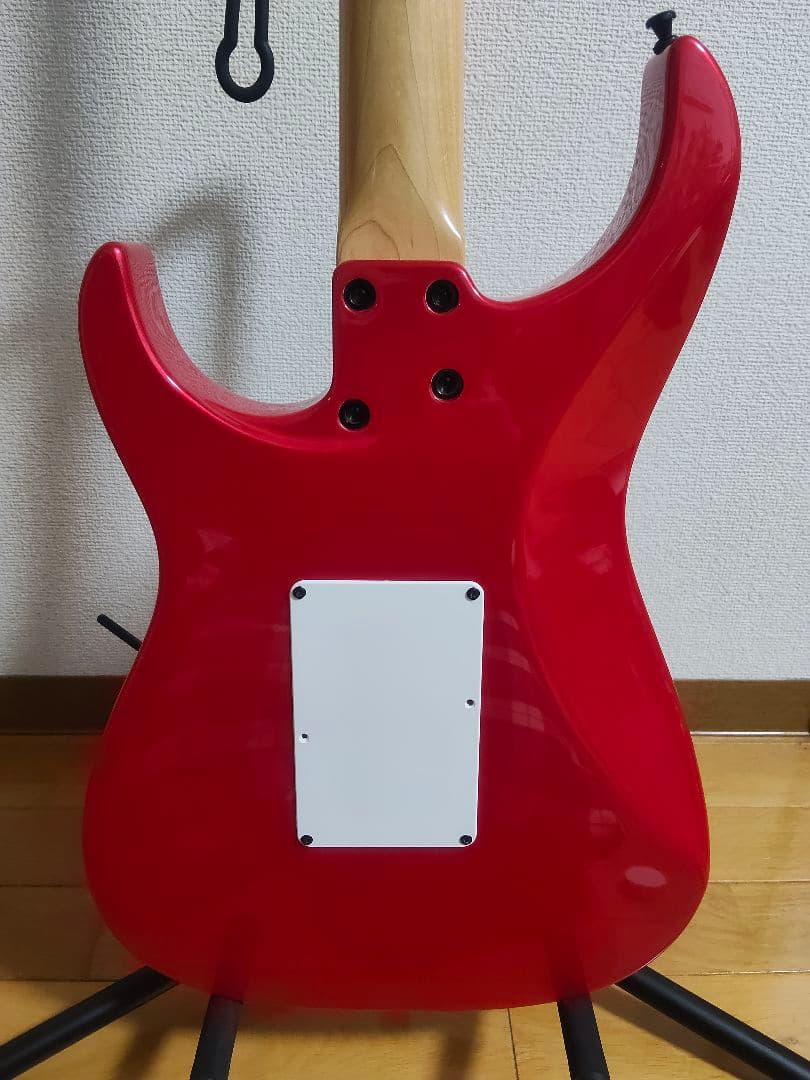 Moon Guitars / Bartolini & DiMarzio搭載モデル