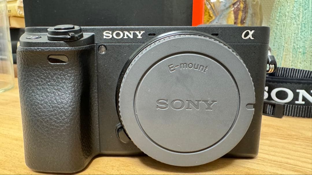 SONY α6400 ミラーレス一眼 本体と付属品