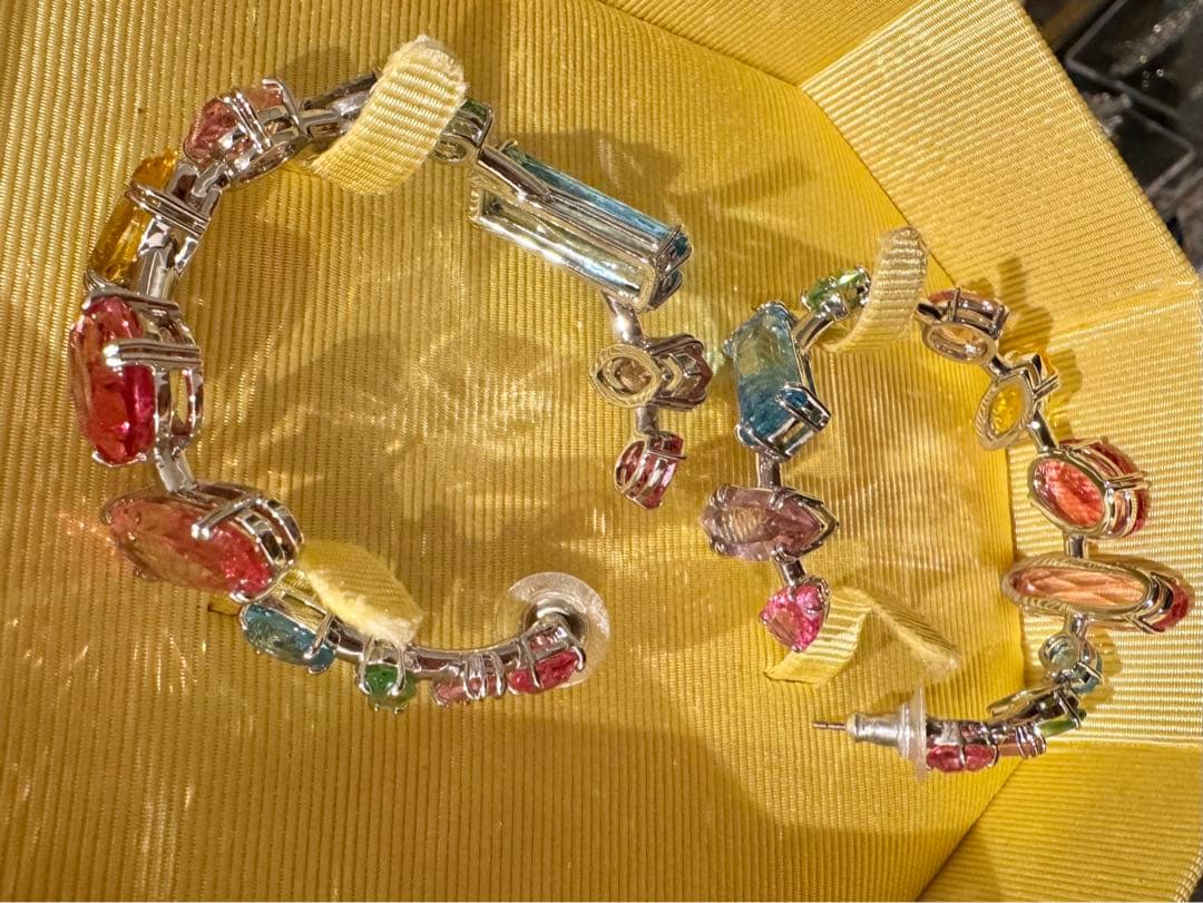 け*授様 スワロフスキー gema フープ　ピアス　マルチカラー