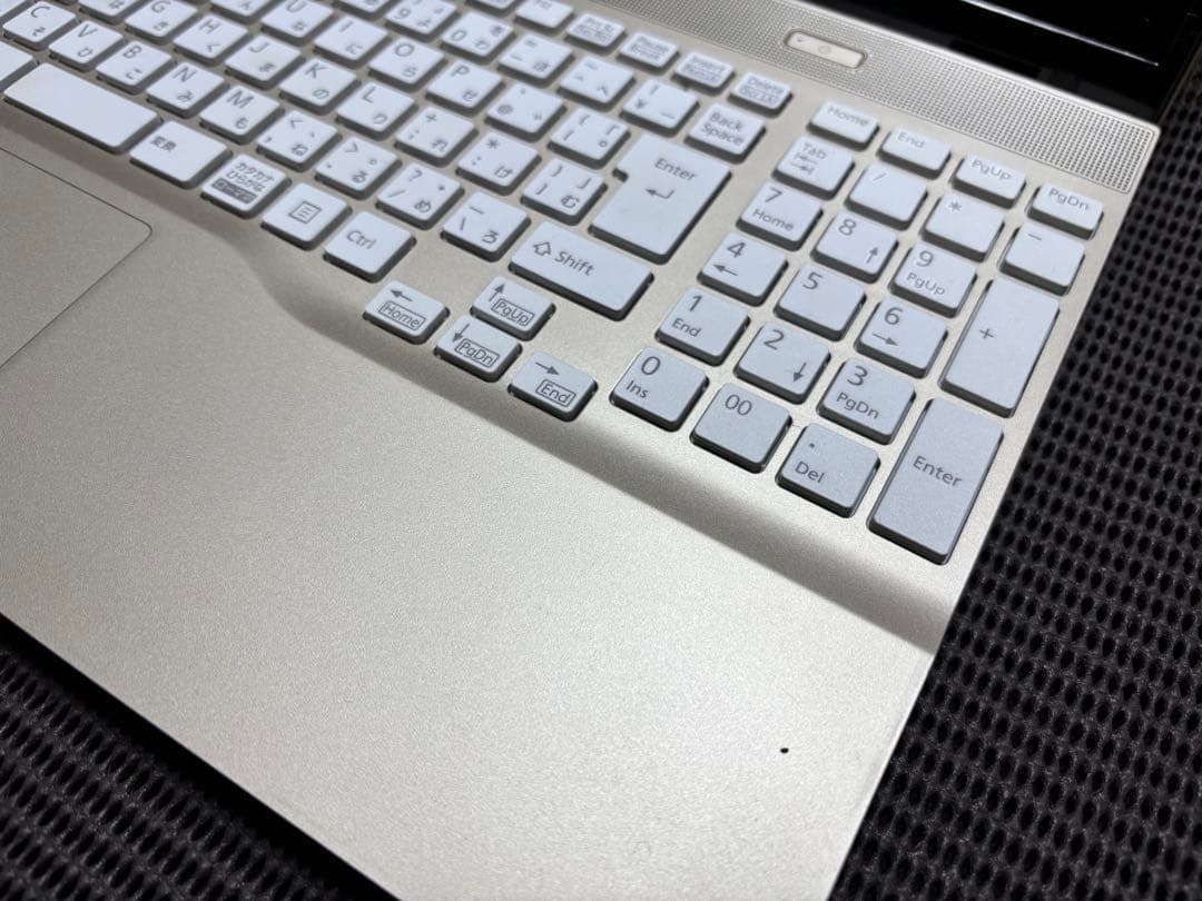 【SSDメモリーなし】LIFEBOOK AH45/B3 i3-7130