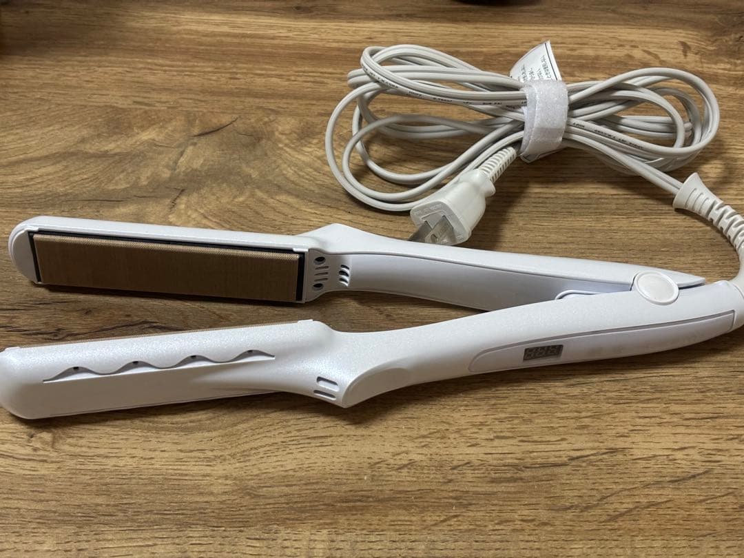 絹女　KINUJYO キヌジョ　ヘアアイロン　ストレートアイロン