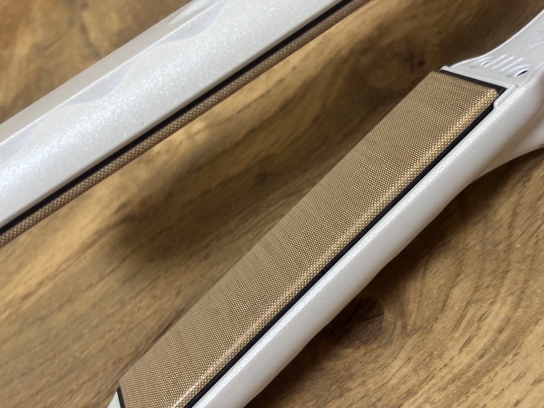 絹女　KINUJYO キヌジョ　ヘアアイロン　ストレートアイロン