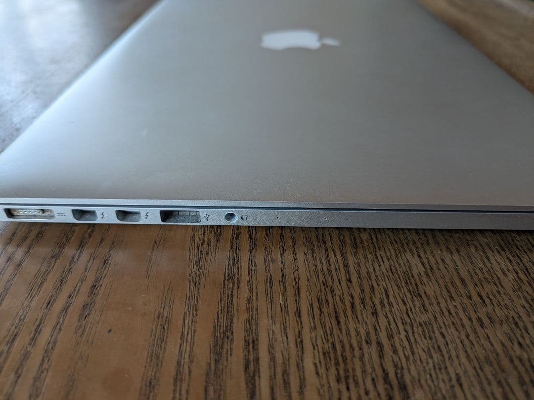 MacBook本体 Apple Macbook Pro 13 inch Late 2013