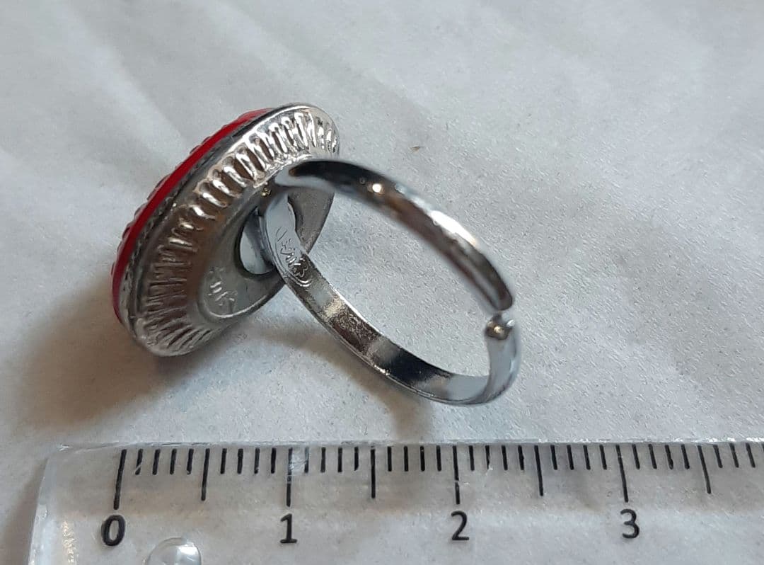 指輪　約11号　TOSHIKANE　有田焼　薔薇　赤　リング　ring　Gr11