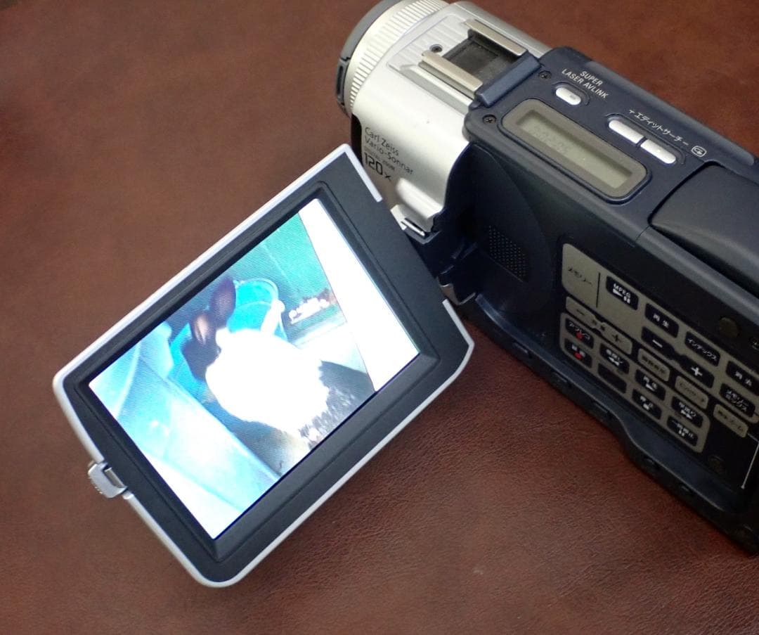 SONY デジタルビデオカメラレコーダー DCR-TRV17