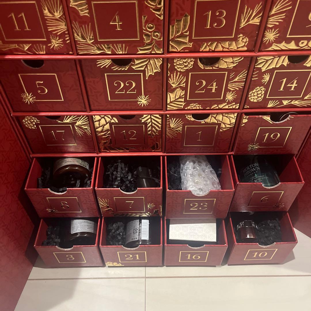 Molton Brown クリスマスアドベントカレンダー