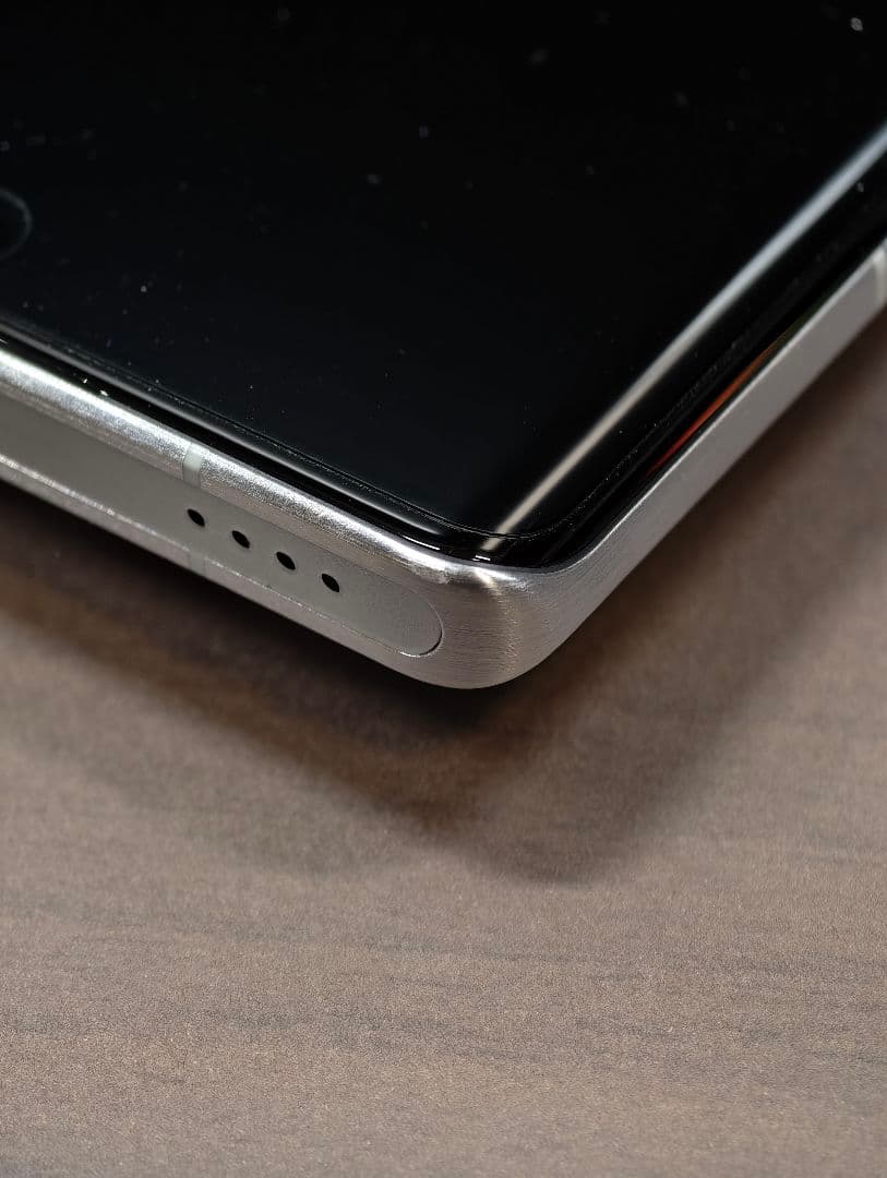 vivo X100 Ultra 12GB/256GB チタンカラー