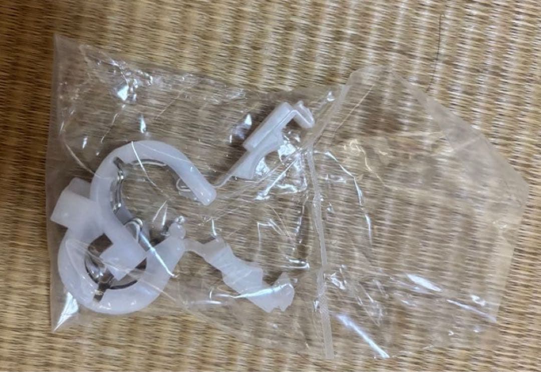 大幅値下げ！【未通水展示品　一部部品なしCW-KA32】LIXILシャワートイレ