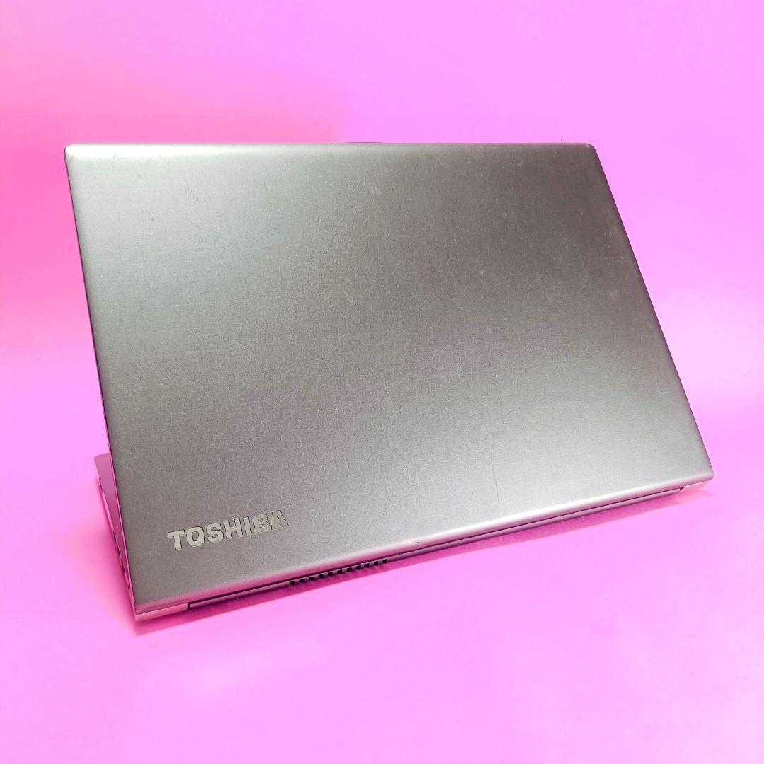 お買い得‼️2019年製✨SSD256✨第8世代✨8GB✨カメラ付ノートパソコン