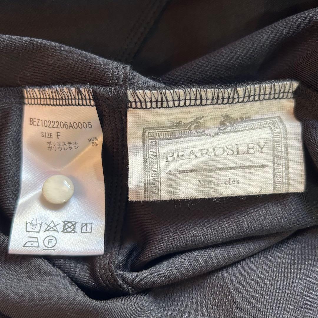 新品タグ付　ビアズリー　 配色ステッチジョーゼット　チュニック　カットソー