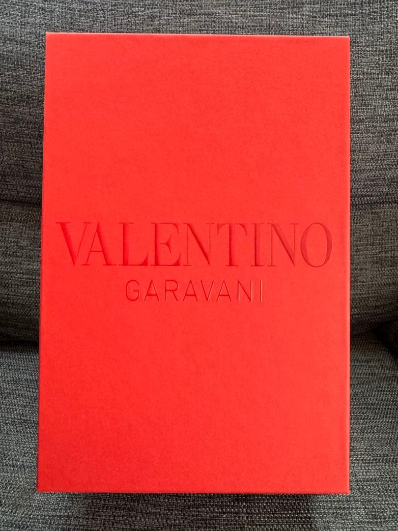 【新品未使用】　VALENTINO ロックスタッズ パンプス