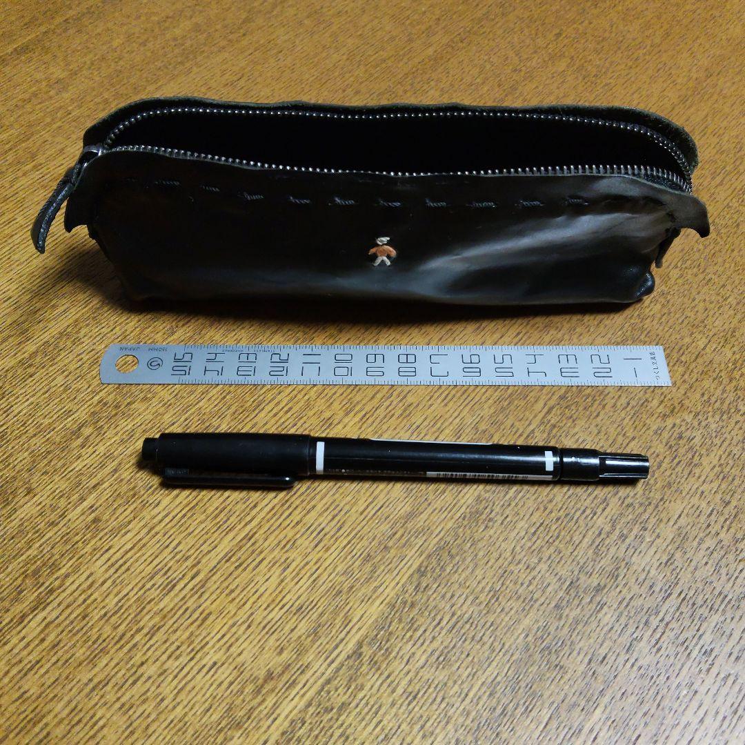 エンリーベグリン　ペンケース　黒　ブラック
