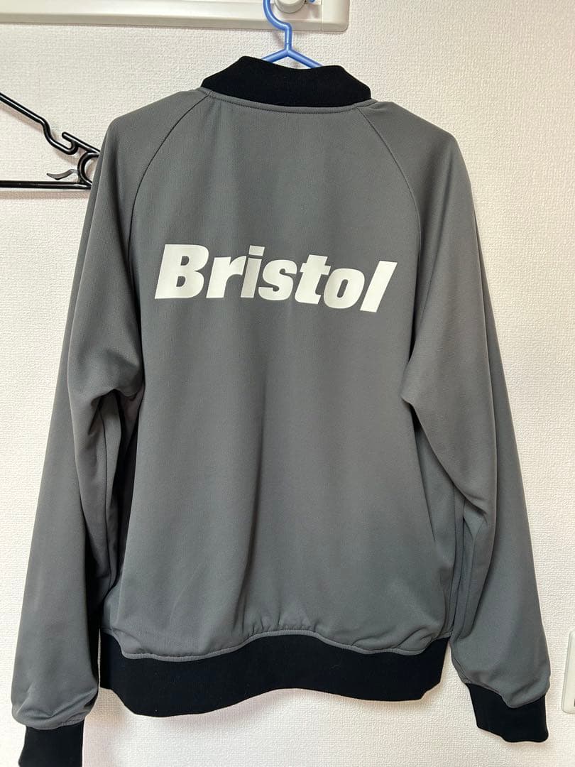 FCRB リバーシブルジャケット