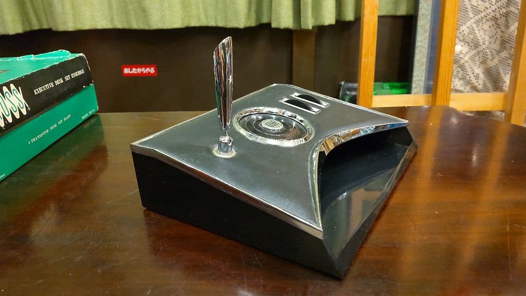 スペースエイジ ロス・エレクトロニクス・コーポレーション製AMラジオ