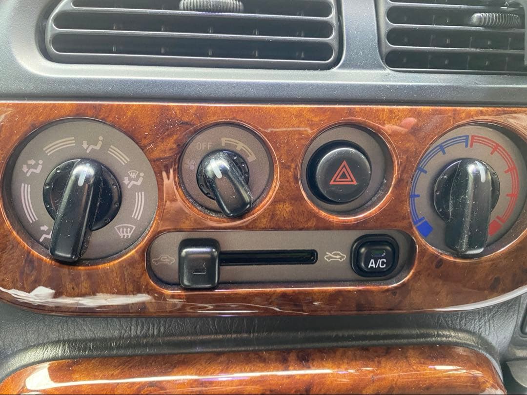 【割れ対策あり】L700S ミラジーノ　エアコン　ツマミ　ノブ　シルバー