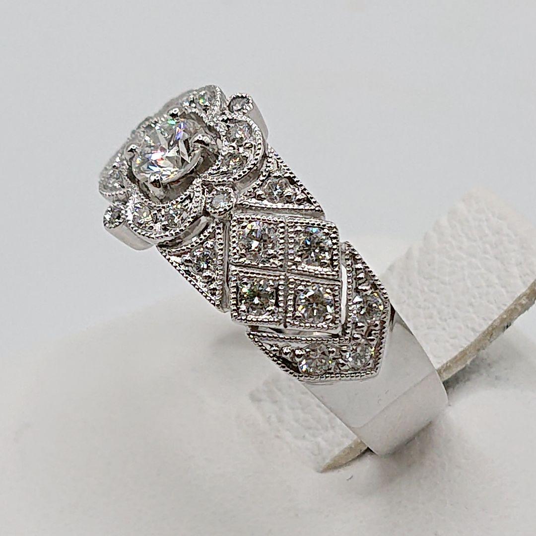 アンティーク風フラワーデザイン 天然ダイヤモンドリング Pt950