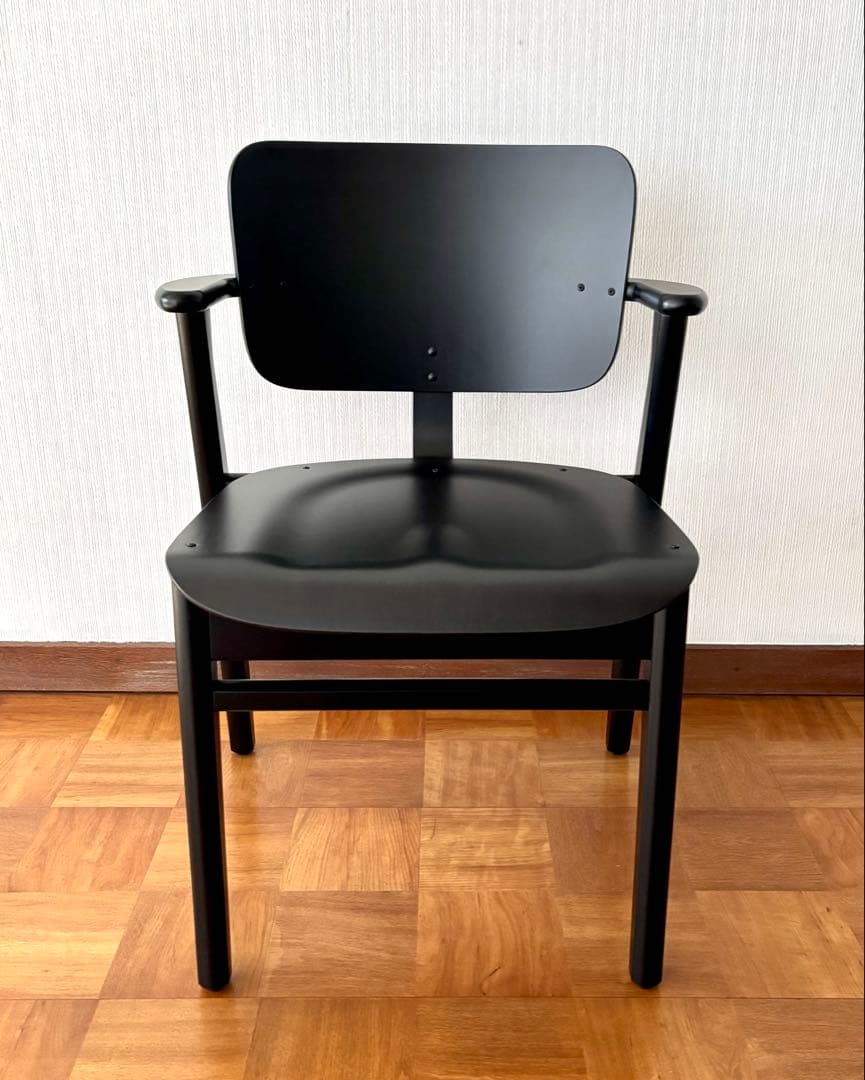 [美品]Artek Domus Chair Black