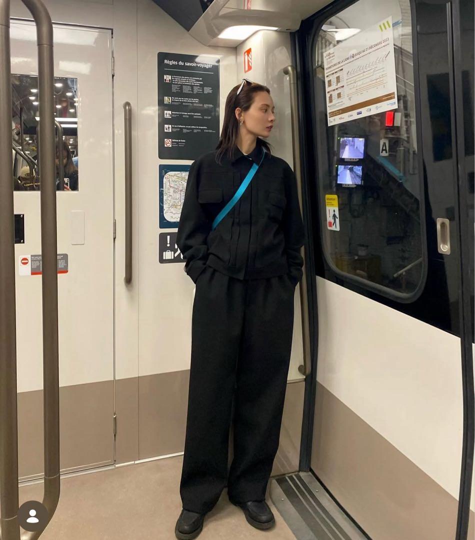 トップス GADID ANONIEMI