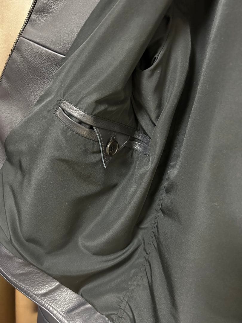 【美品】EMMETI エンメティ JURI ダークグレー 44 限定カーフレザー