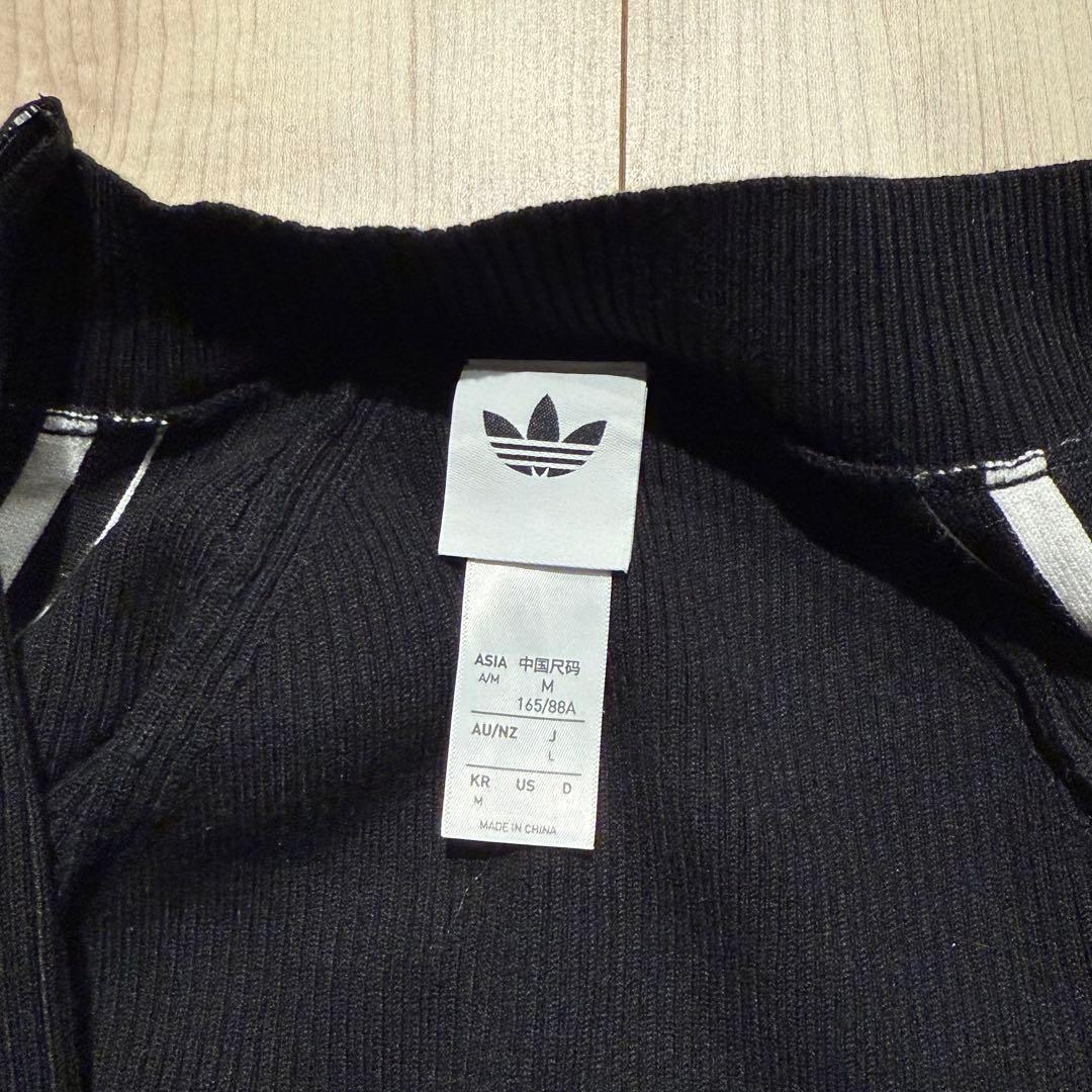 完売！アディダスアディカラー　スリーストライプス スリム ニット　ブラック