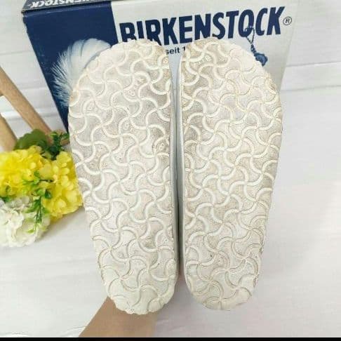 未使用級 ビルケンシュトック ティッケル Tストラップ サンダル シューズ 本革