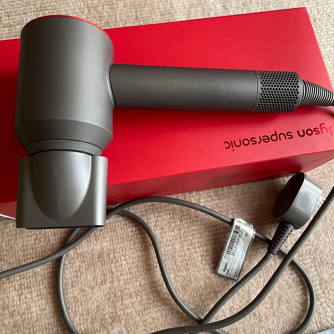 Dyson Supersonic HD-01 ヘアドライヤー グレー/レッド