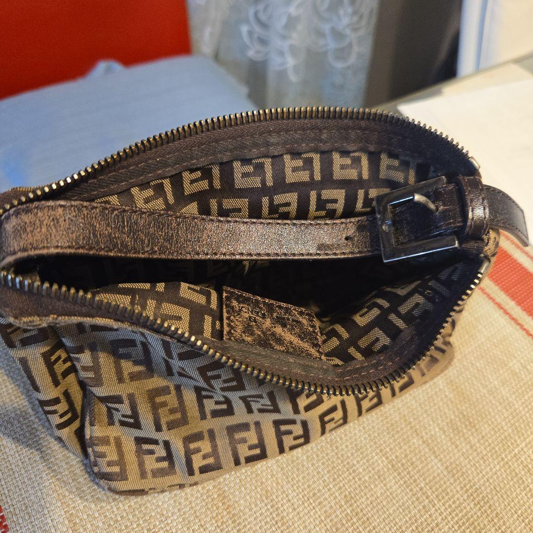 Fendi FFロゴプリントポーチ