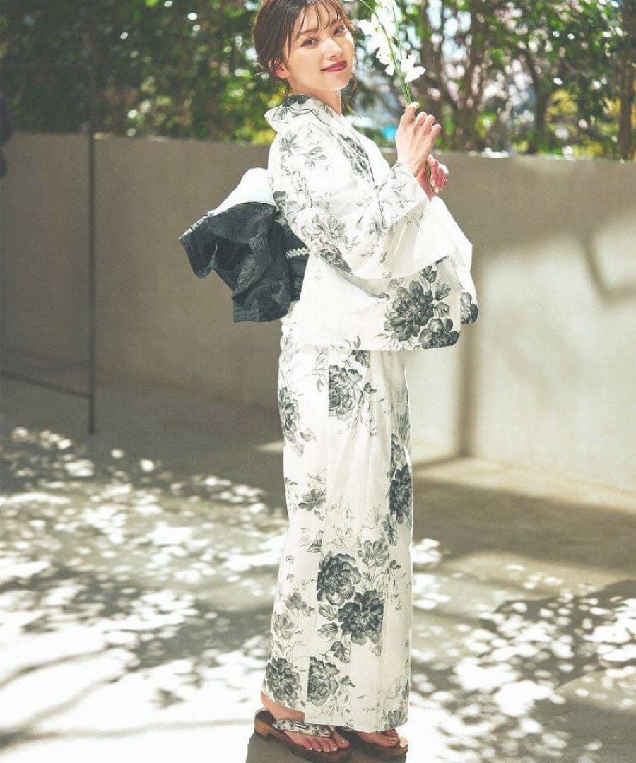 Dita 水彩の十六夜色