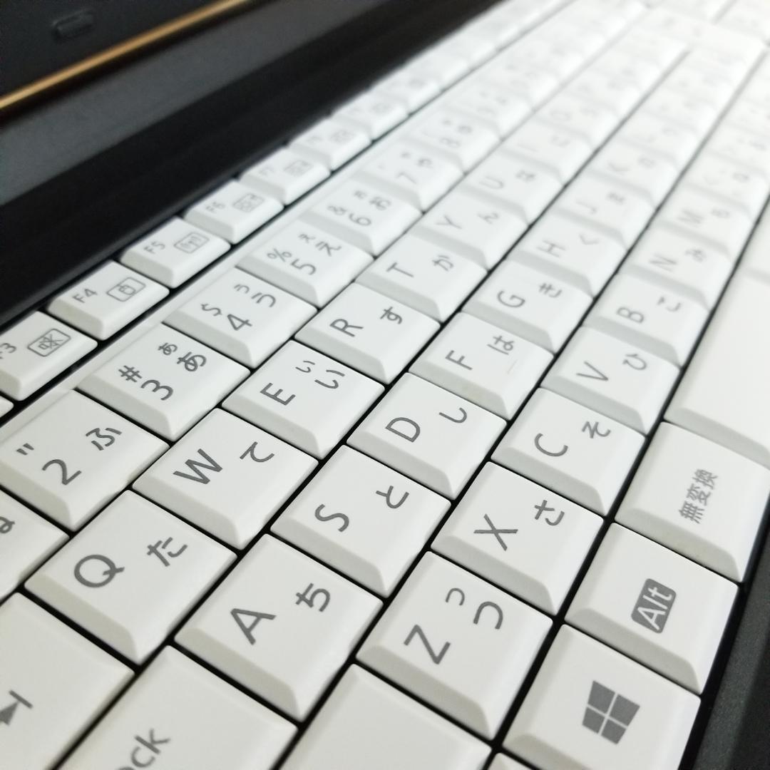 期間限定 SSD i3搭載 Win11 ノートPC 富士通 (E2400)