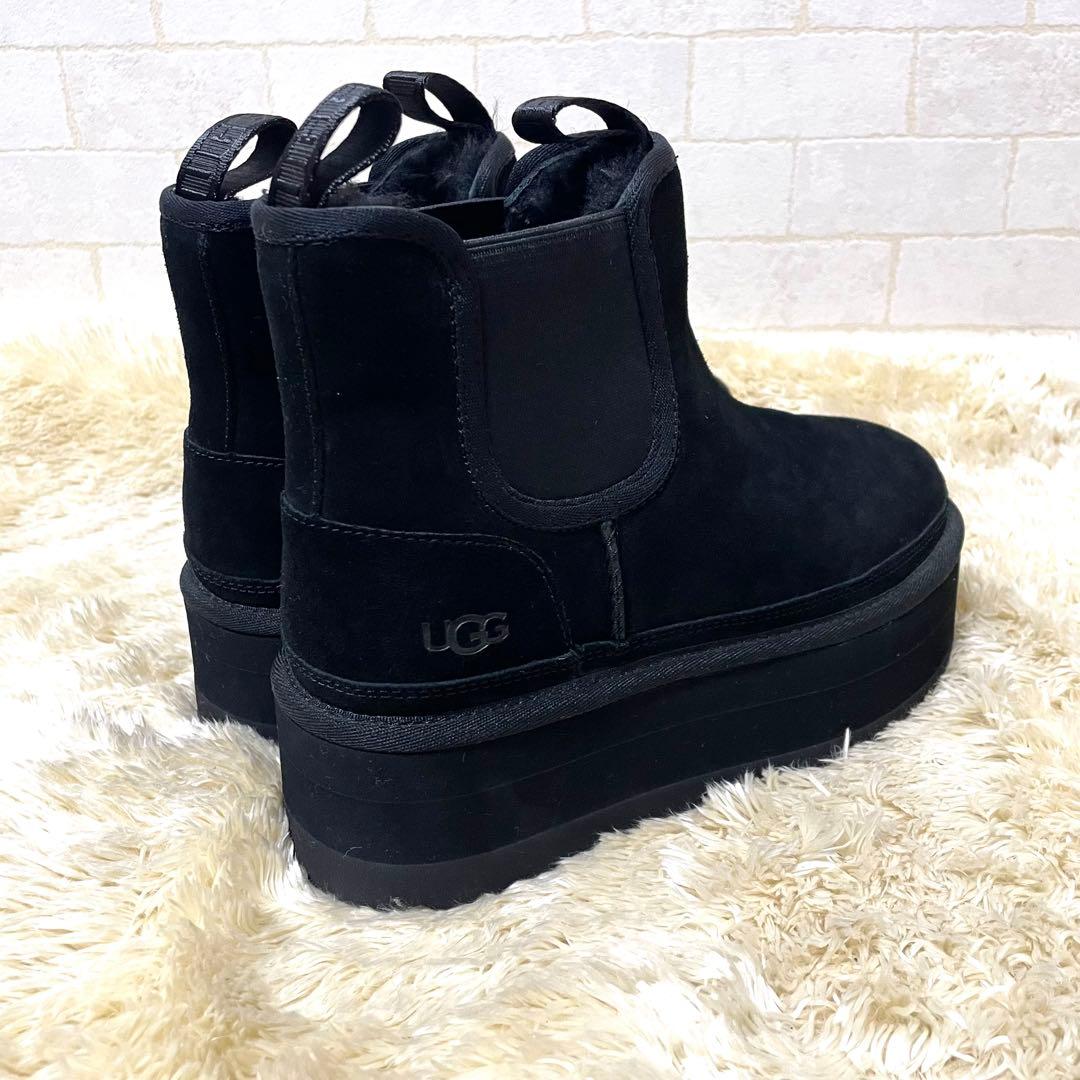 UGG アグ ニューメル プラットフォーム チェルシー ブーツ 厚底 黒