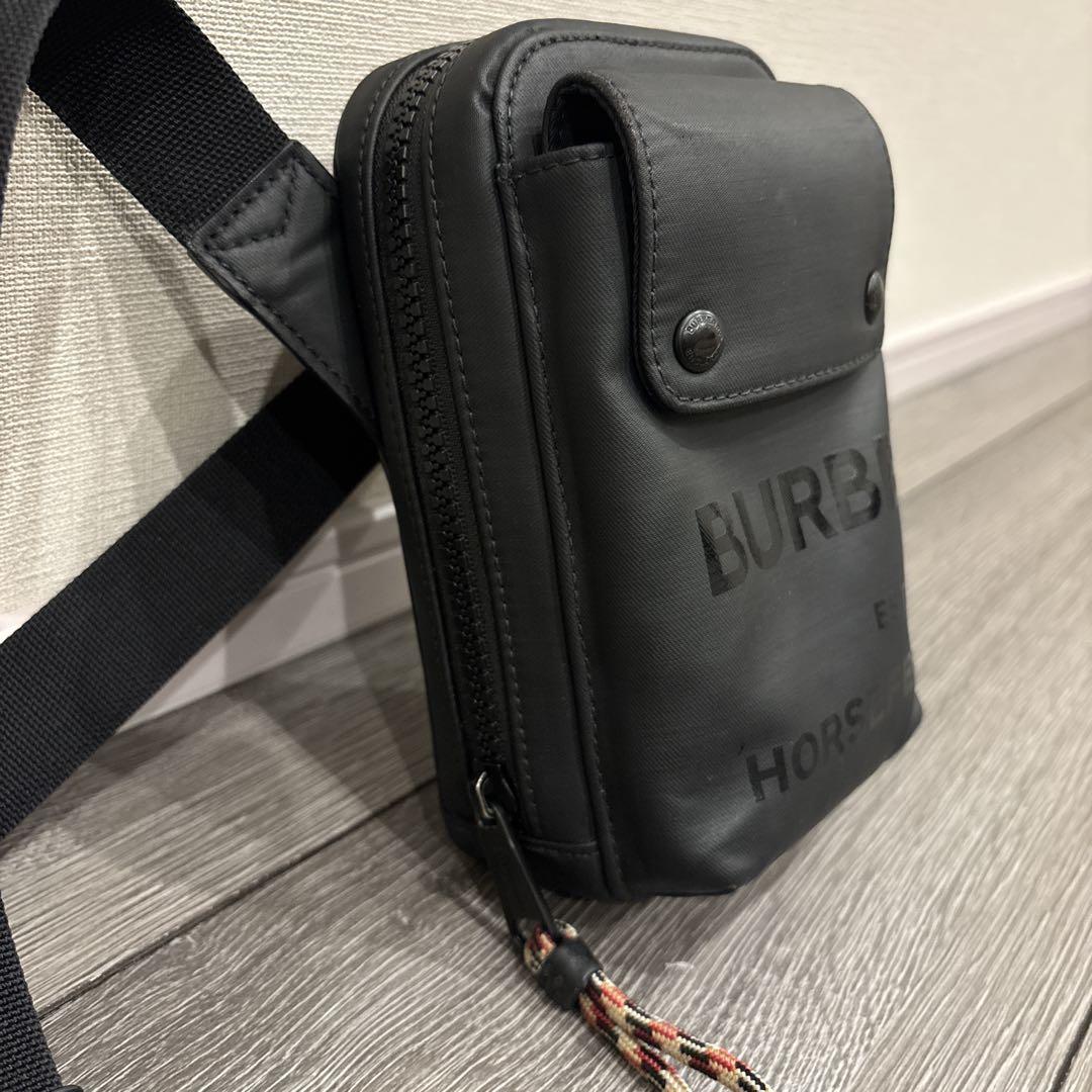 BURBERRY ショルダー　ボディ　バッグ　ホースフェリー　8036638
