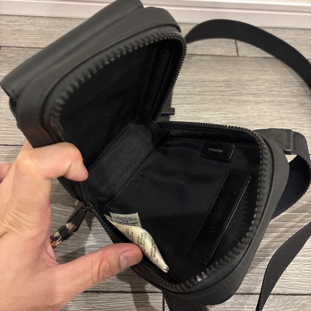 BURBERRY ショルダー　ボディ　バッグ　ホースフェリー　8036638