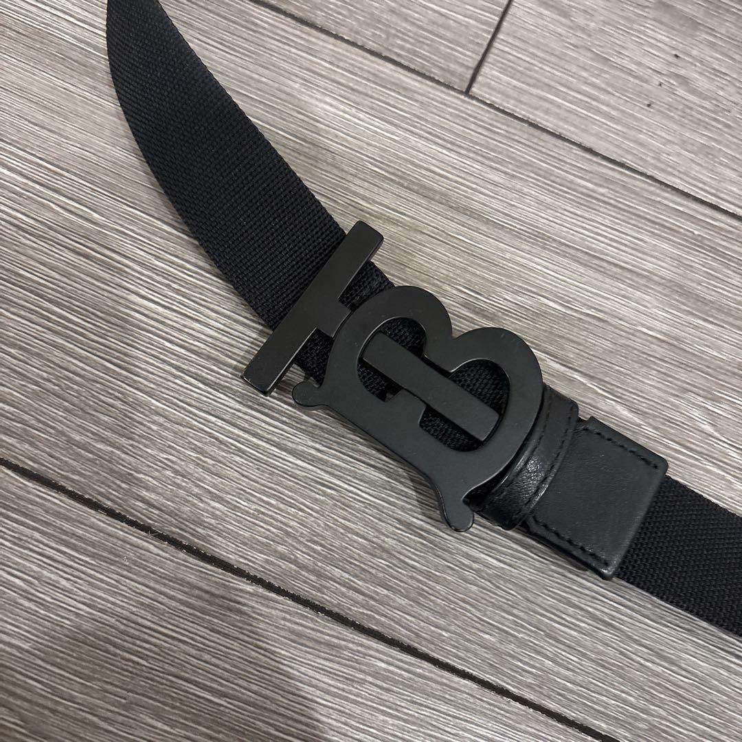 BURBERRY ショルダー　ボディ　バッグ　ホースフェリー　8036638